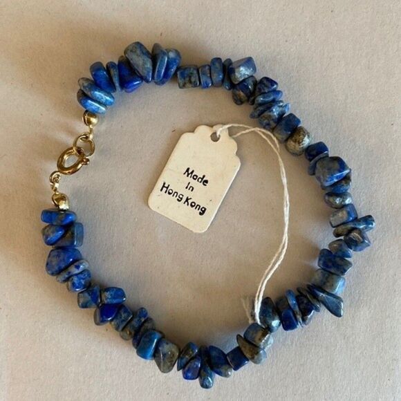 Lapis Lazuli Chip Bracelet with Clasp - Picture 4 of 4